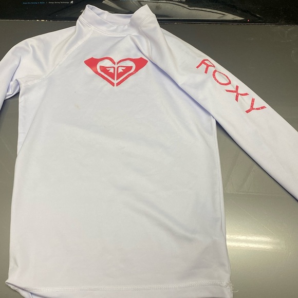 Roxy Other - Girls Roxy long sleeve rashguard swim top